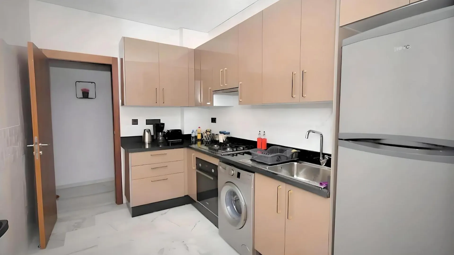 Апартаменты Cosy Central Home Near The Beach Агадир